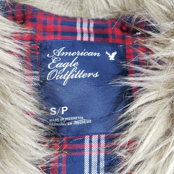 American Eagle Outfitters Long Faux Fur Vest small - Picture 3 of 8